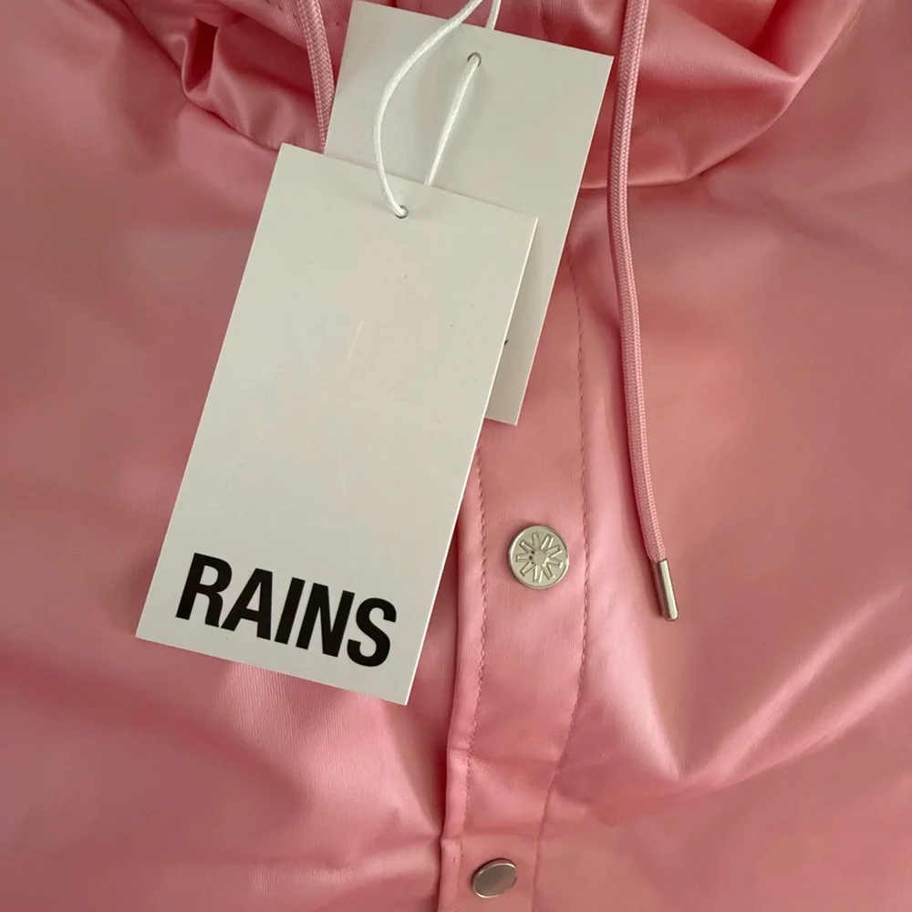 Rains Pink Hooded Waterproof Jacket XL - Picture 3 of 5